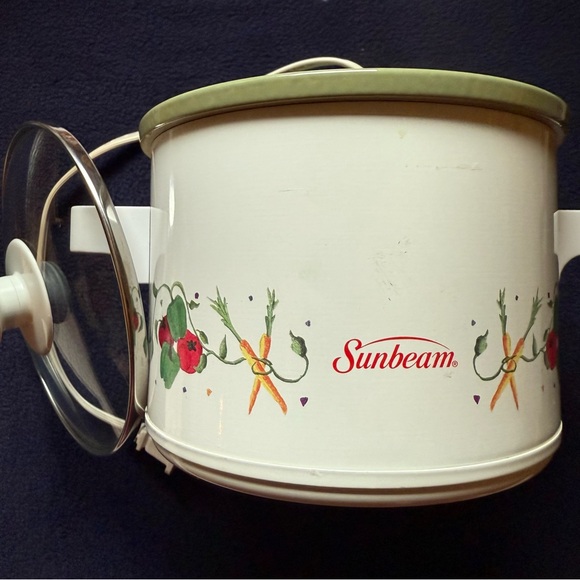 Sunbeam Slow Cooker 1.5 Quart Capacity Model SC115 - Picture 3 of 4